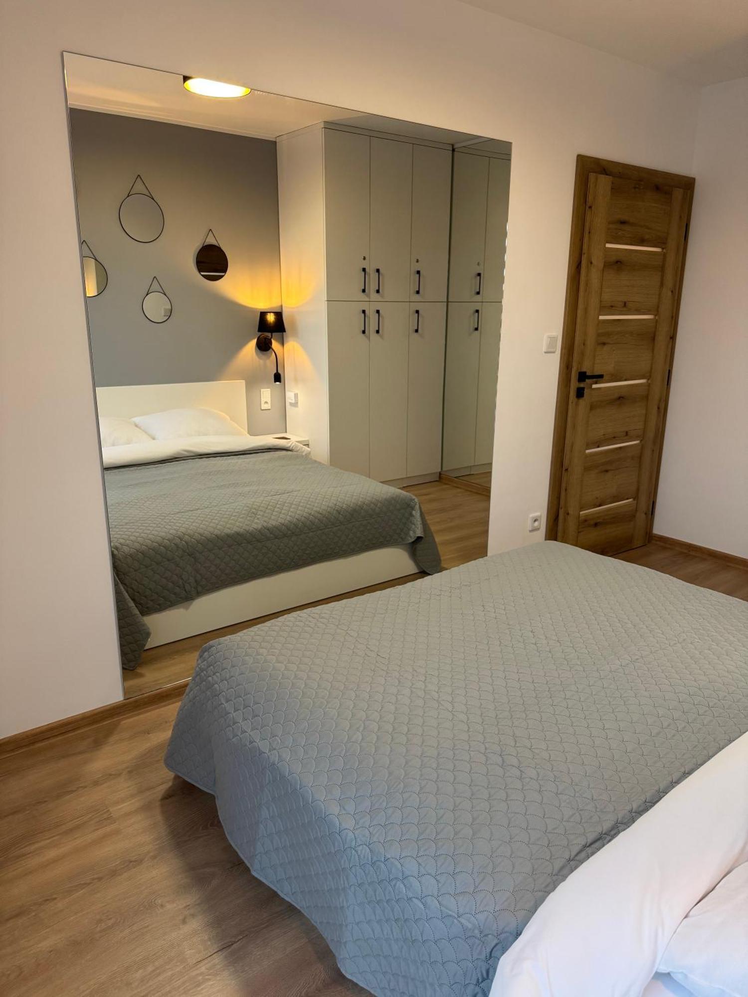 Beskid Apartment *