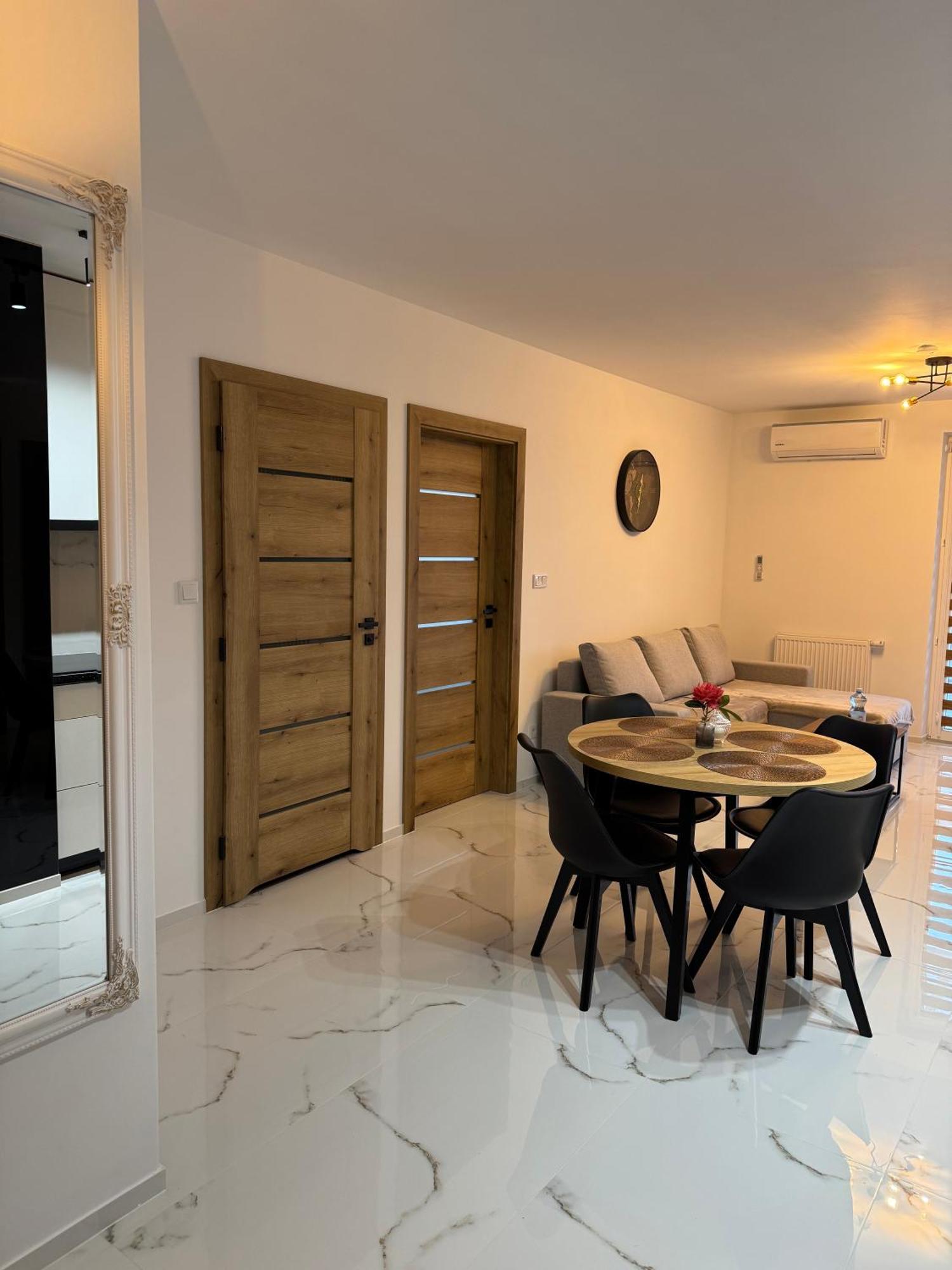 Beskid Apartment